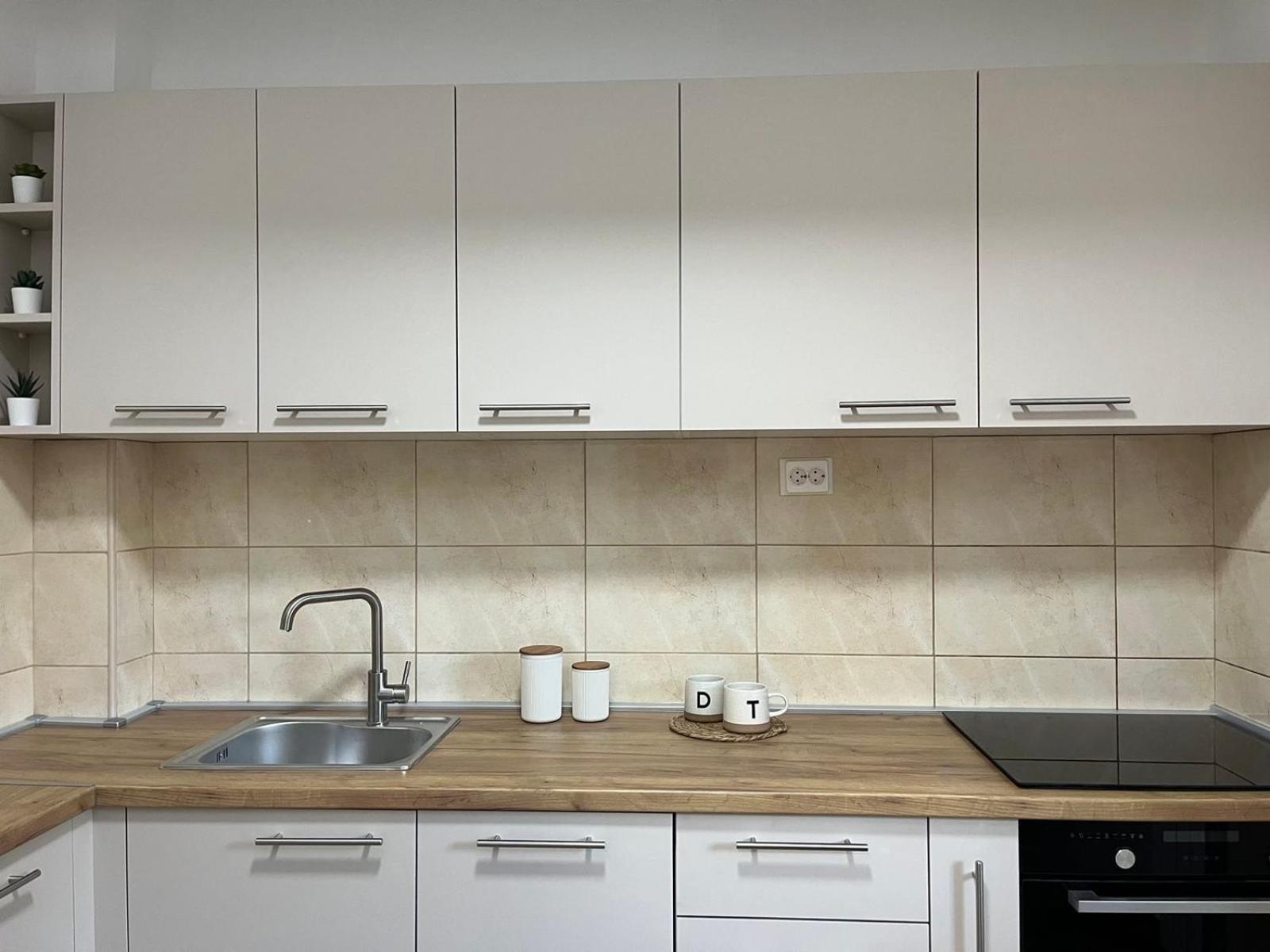 Best Value-Apartment In Скопье Экстерьер фото